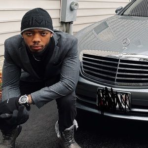 Meet your Posher, Nigel